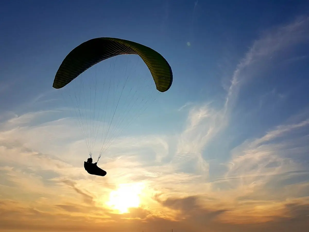 Fisioterapia y masajes para pilotos de parapente en Roldanillo